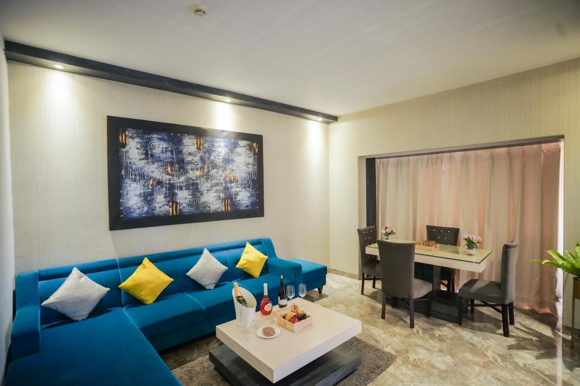 Hotel Swarn Towers Барелі Екстер'єр фото