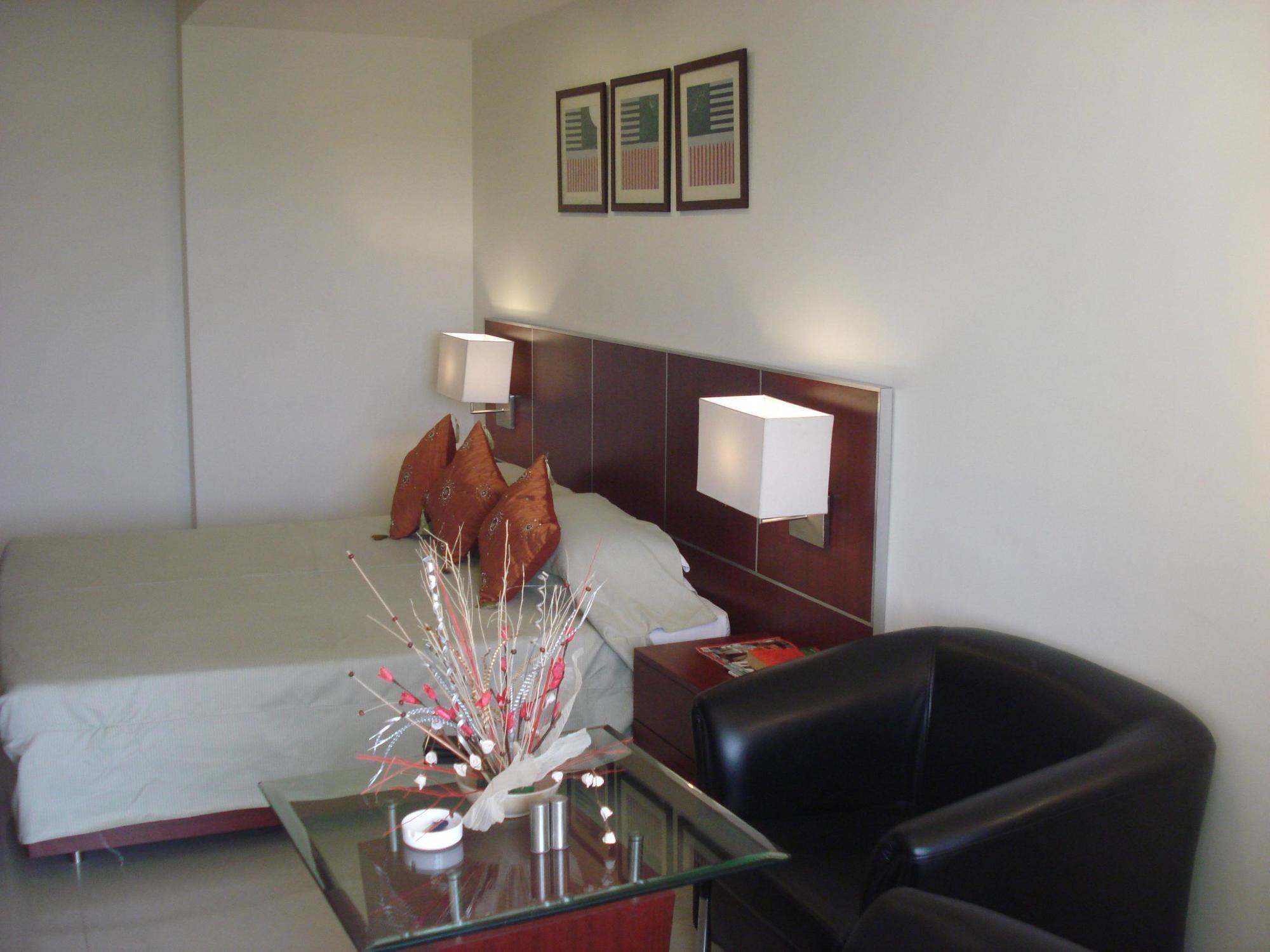 Hotel Swarn Towers Барелі Екстер'єр фото