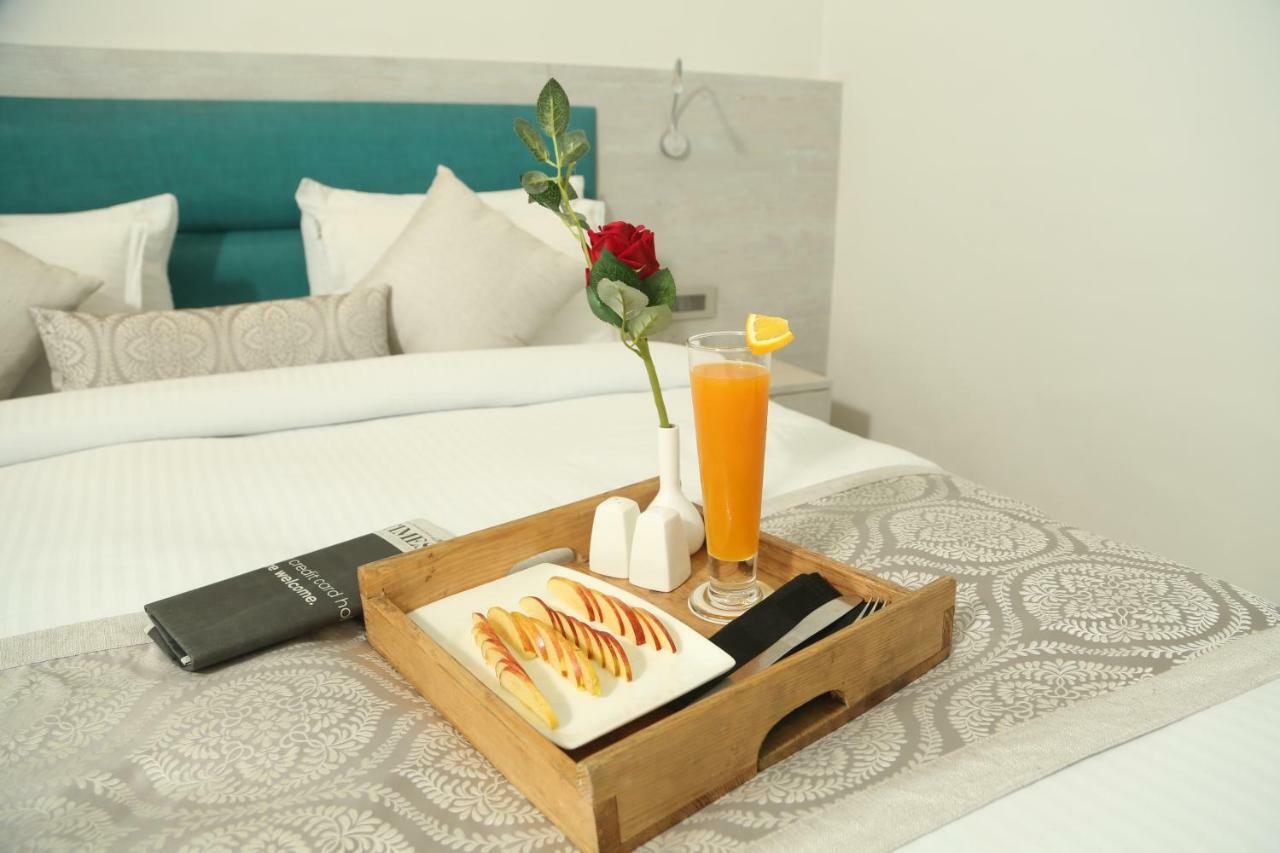 Hotel Swarn Towers Барелі Екстер'єр фото